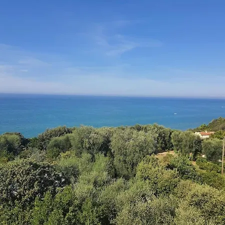 Giuseppina Miramare San Menaio